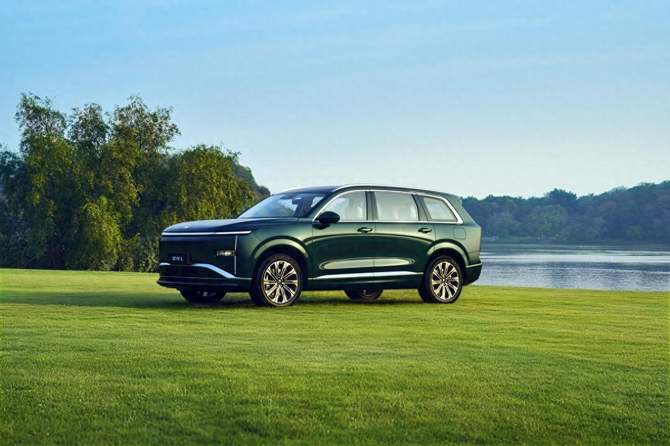 长续航大六座SUV 星光L正式亮相！外观内饰细节曝光