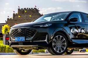 年轻人的SUV 1500公里深度试驾长安UNI-K